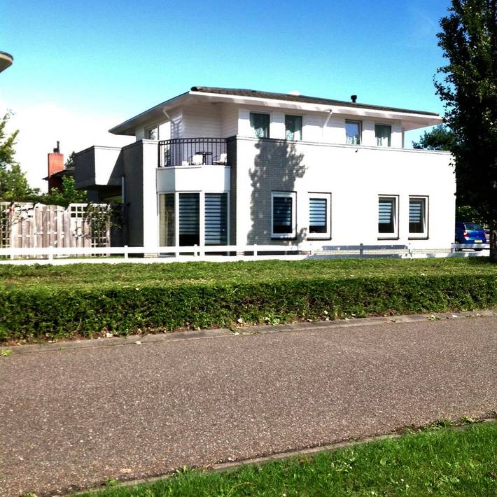 B&b voor 2 personen, with Balkon and Terras as well as Uitzicht in Almere