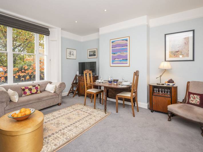 Glamping for 2 people in London