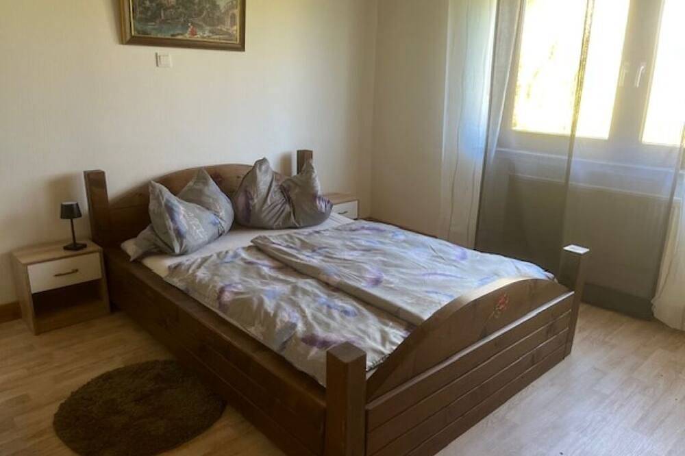 Weinsfelderhof\n8 Betten - Ferienhaus Ortsrandlage\n10 Min nach Luxemburg/Bitburg in Gilzem, Eifelkreis Bitburg-Prüm