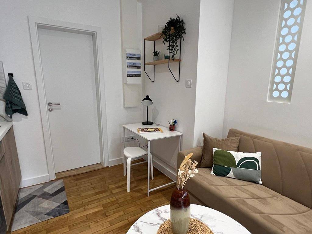 Appartement entier, One-Bedroom Apartment in Lingolsheim, Région de Strasbourg