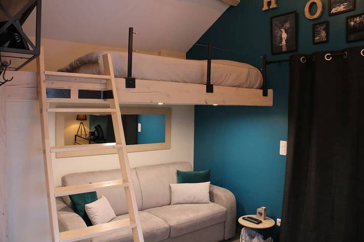 Gîte pour 3 personnes, avec jardin à Saint-Brisson