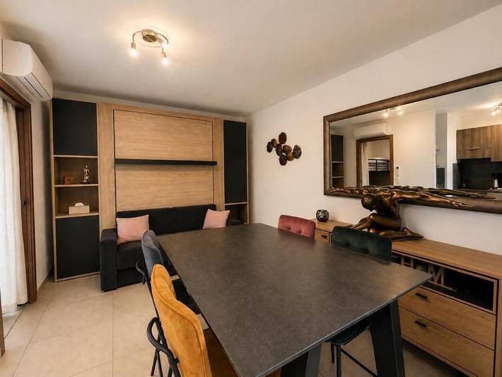 Gîte pour 4 personnes, avec terrasse dans Office De Tourisme De Calvi - 2