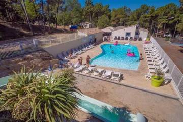Camping voor 4 Personen in Mondragon, Provence, Afbeelding 1