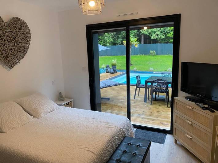 Gîte pour 2 personnes, avec piscine et jardin à Plumelec - 3