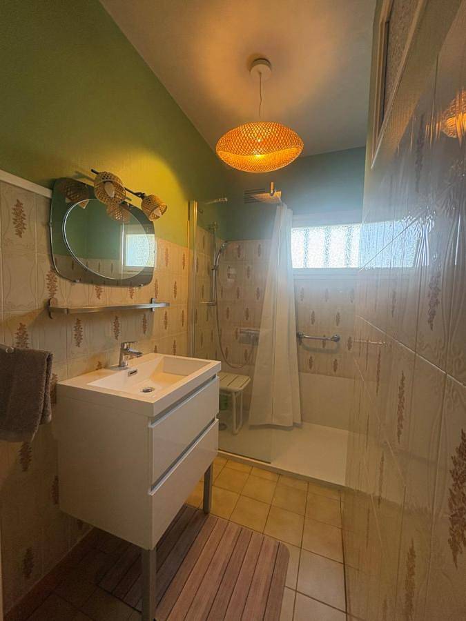 Location de vacances pour 7 personnes, avec jardin à Villebernier - 2