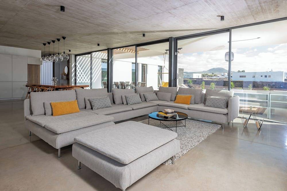 Villa Ventura in Lajares - moderne Villa mit beheiztem Pool für 10 Personen in Lajares, La Oliva