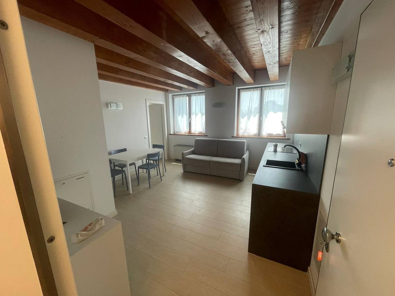 Ganze Wohnung, Elegantes Apartment für 4 Gäste – Moderner Komfort nahe Venedig in Pellestrina, Venedig