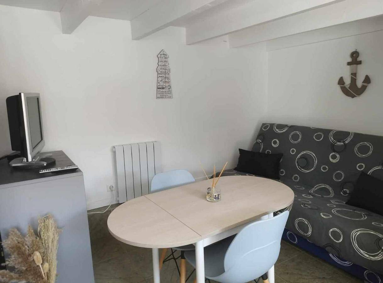 One-Bedroom House in Puilboreau, Région de La Rochelle