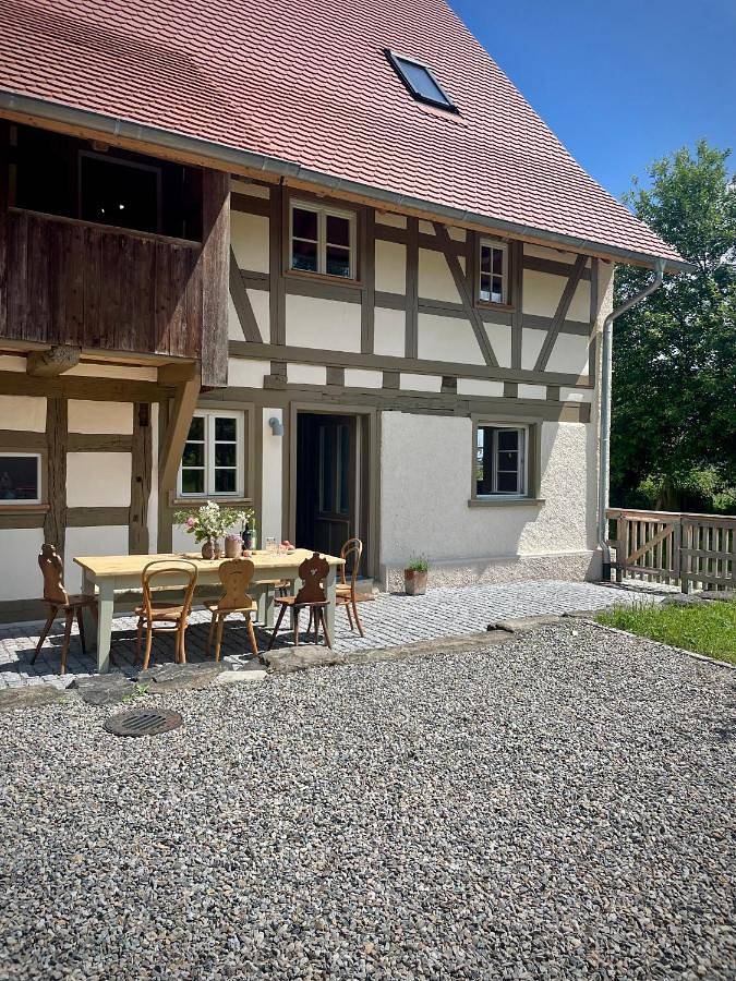 Ferienhaus für 12 Personen, mit Garten und Ausblick sowie Seeblick in Stockach - 2