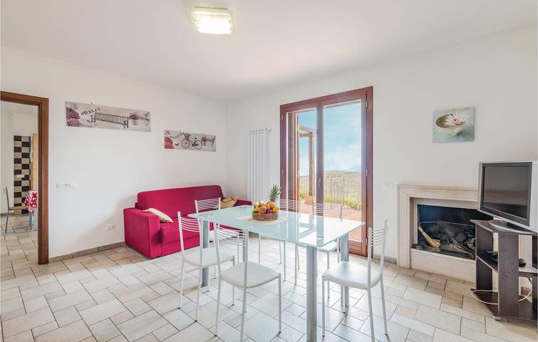 Acogedor apartamento con piscina, aparcamiento y WiFi in Itri, Provincia de Latina