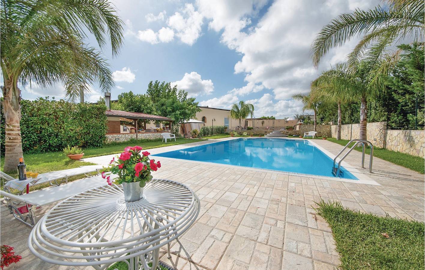 Ganze Ferienwohnung, Gemütliche Wohnung mit Pool & AC in der Nähe des Parkplatzes in Partinico, Palermo Provinz