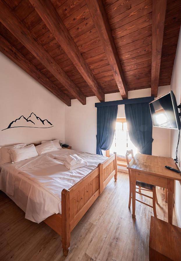 Hôtel pour 2 personnes, avec jacuzzi ainsi que sauna et terrasse, animaux acceptés à Molina di Ledro - 3