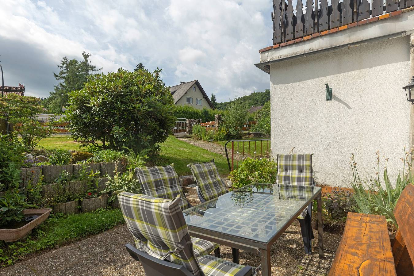 Ganze Wohnung, Ferienwohnung 'Eva' mit privater Terrasse, Gemeinschaftsgarten und Wi-Fi in Grebenhain, Vogelsberg