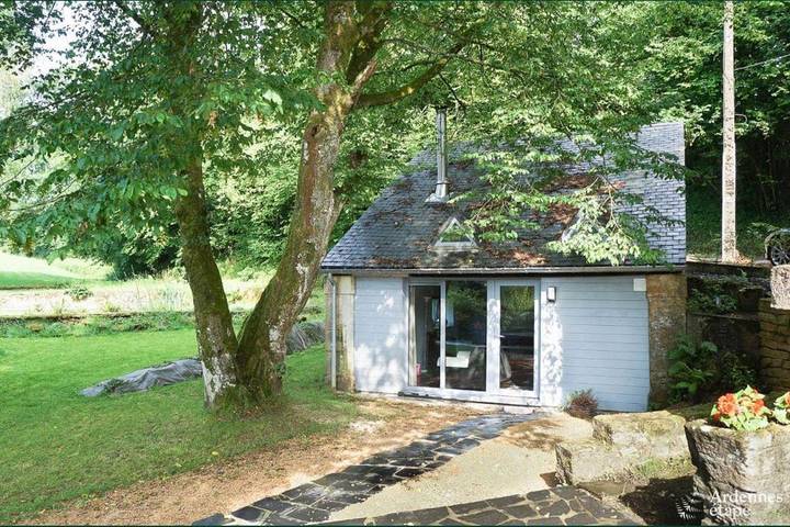 Location de vacances pour 2 personnes, avec terrasse ainsi que jardin et vue à Florenville - 4