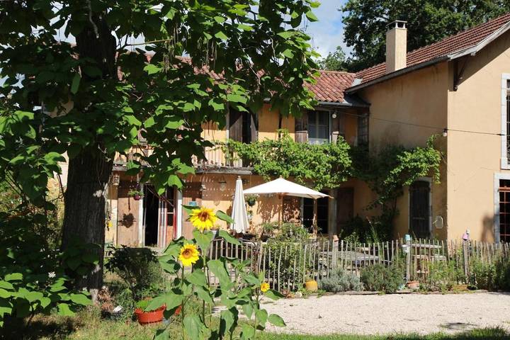 Chambre d’hôte pour 2 personnes, avec Terrasse ainsi que Jardin et Vue