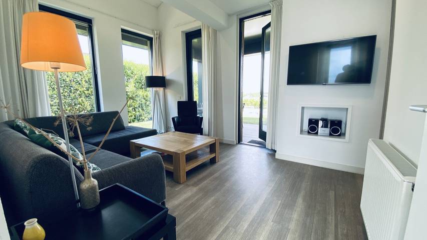 Vakantie Zeeland — Vz2667 Villa Comfort Tholen | 4 personen in Tholen, Nederlandse Noordzeekust