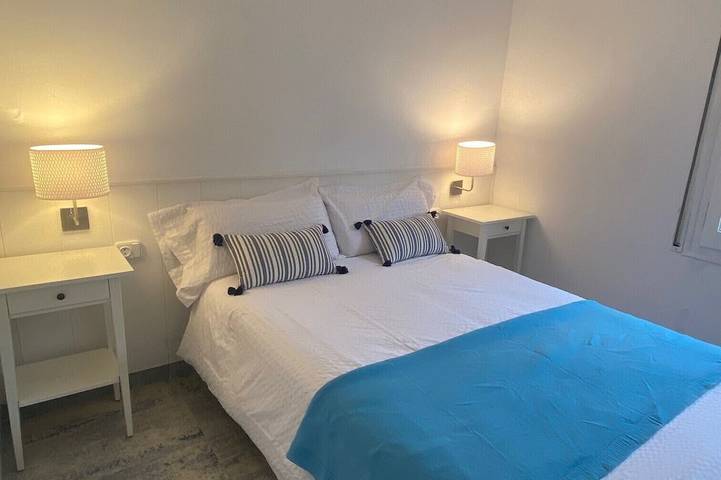 Entire apartment, Housing near the center, / air conditioning in l'Estartit, Estartit