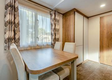 Caravan for 8 People in Shanklin, Isle of Wight, Photo 3