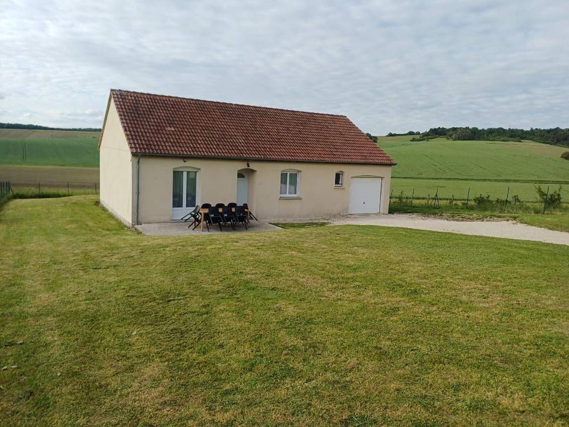 La petite maison 7 pers proche nigloland au calme in Rizaucourt-Buchey, Haute-Marne