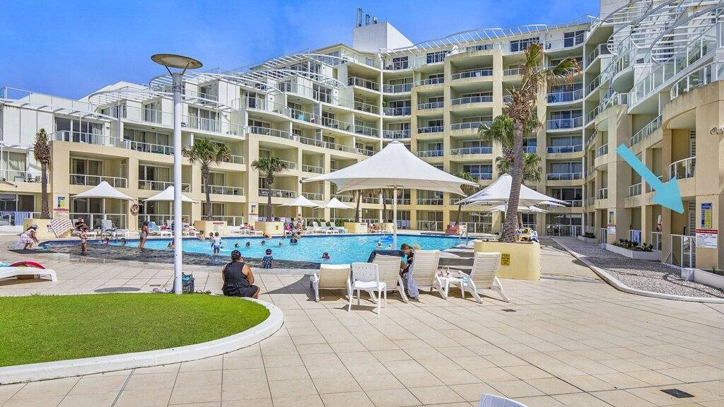 Poolside Paradise Ettalong Beach Resort in Ettalong Beach, New South Wales