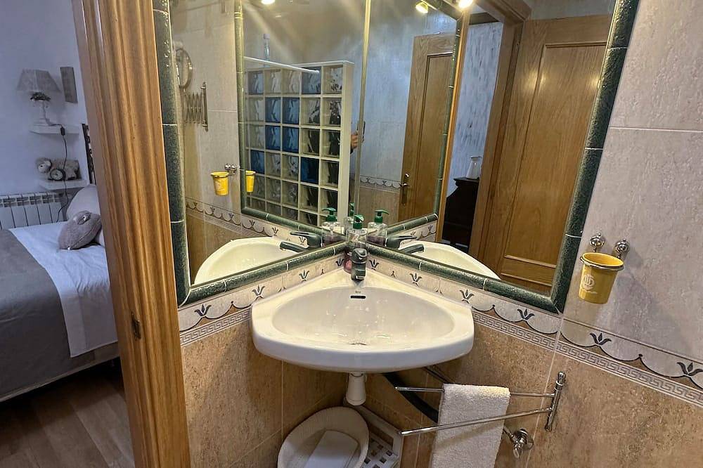 Apartamento entero, Apartamento Acogedor & Spa in Sabiñánigo, Pirineos
