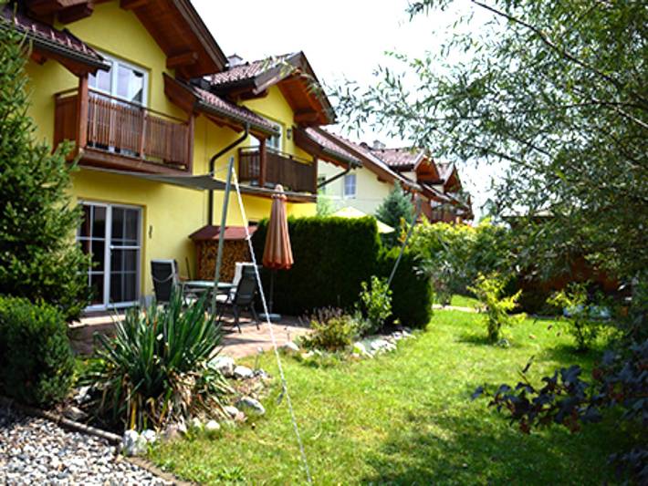 Chalet für 8 Personen, mit Balkon und Garten