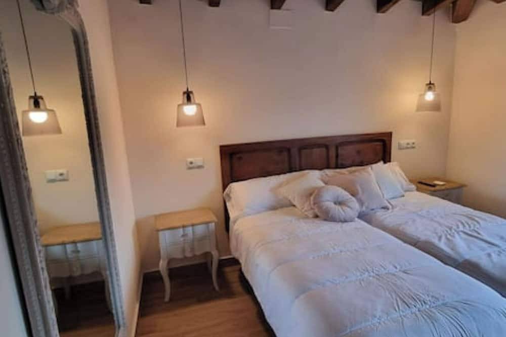 Acogedora, Excelente Ubicación in Alcolea del Pinar, Guadalajara Province