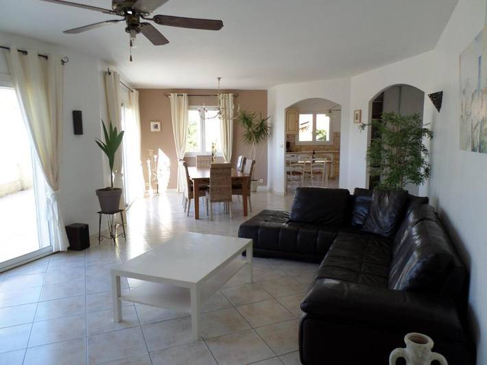 Location de vacances pour 9 personnes, avec jardin ainsi que piscine et vue, animaux acceptés à MUS - 3