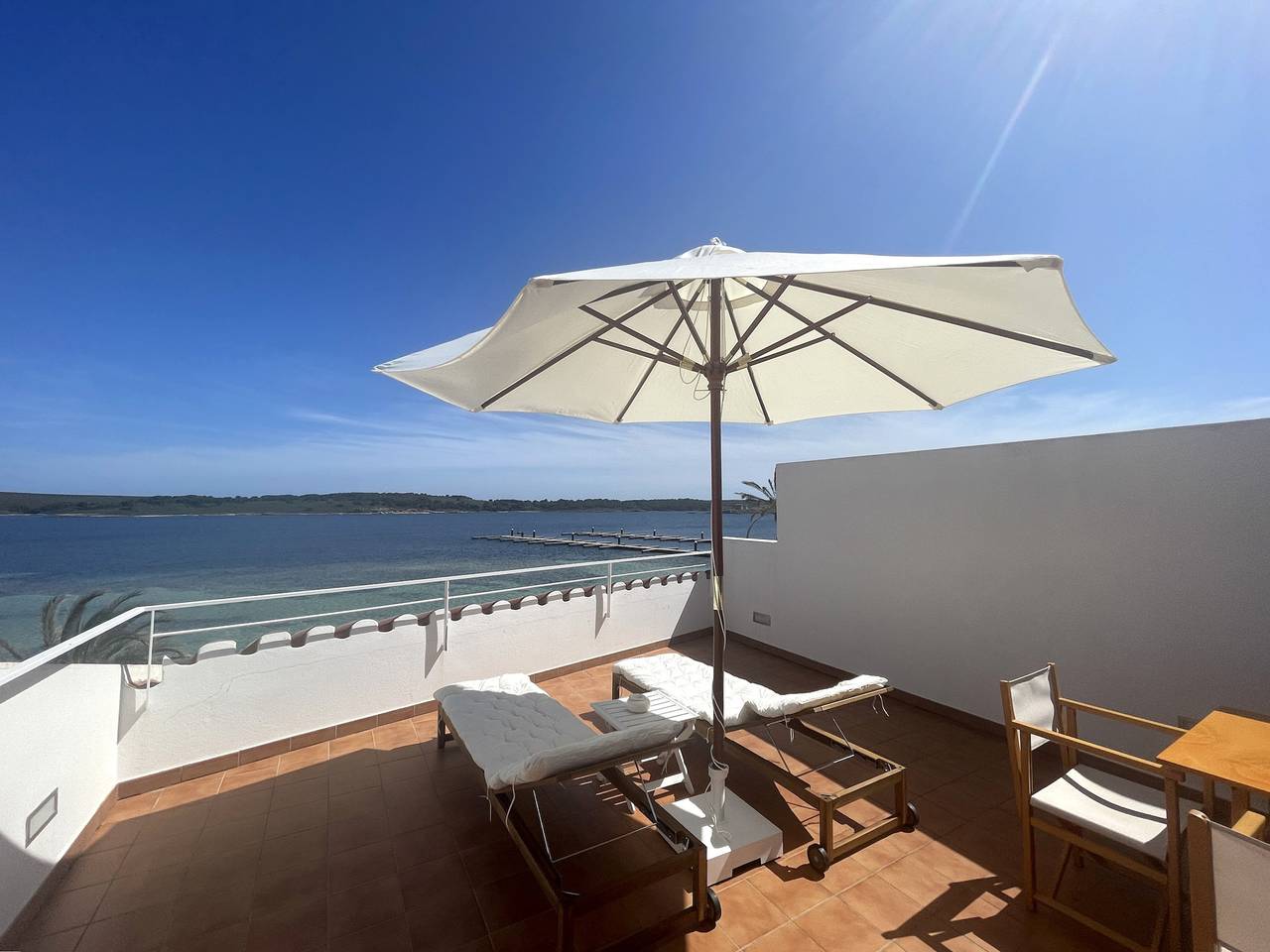 Entire apartment, Holiday apartment for 2 people with terrace in Fornells, Es Mercadal