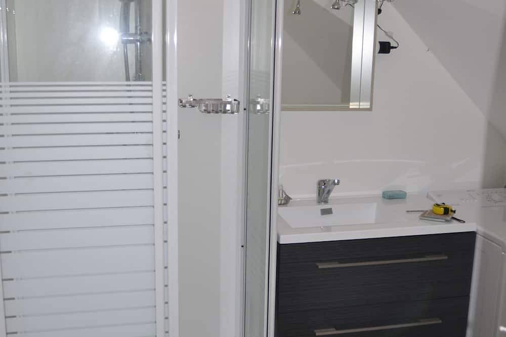 Appartement entier, Nord Finistère. Landéda. Studio bord de mer et plage in Landéda, Région de Brest