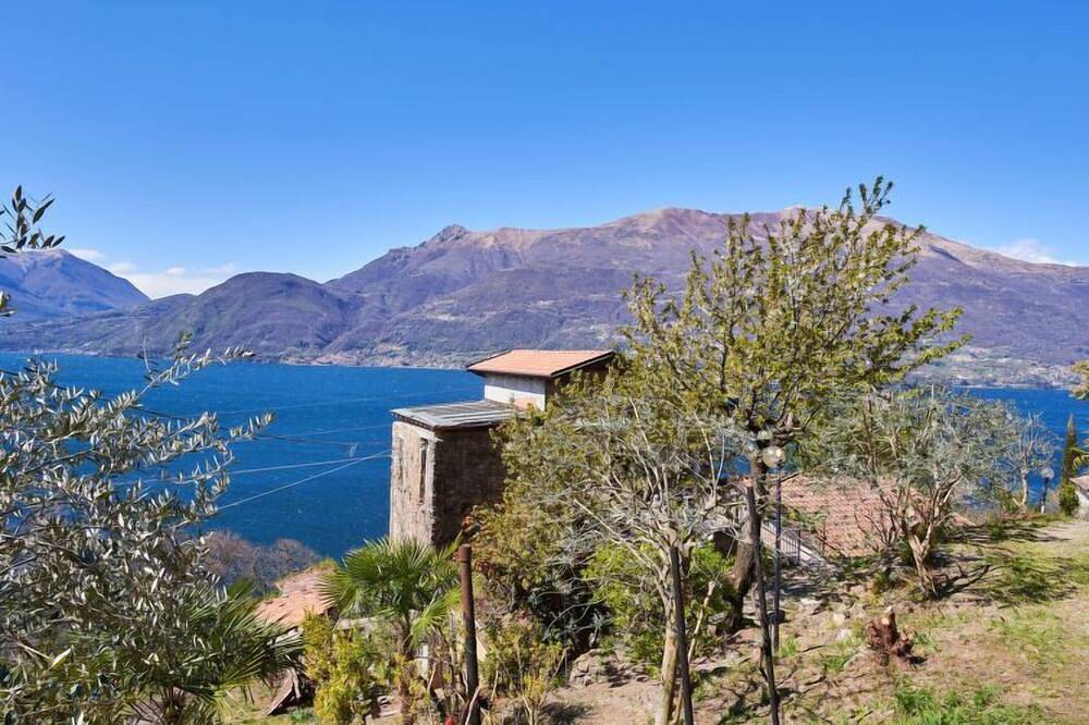 Casa vacanza a Bellano a partire da 296€ a notte