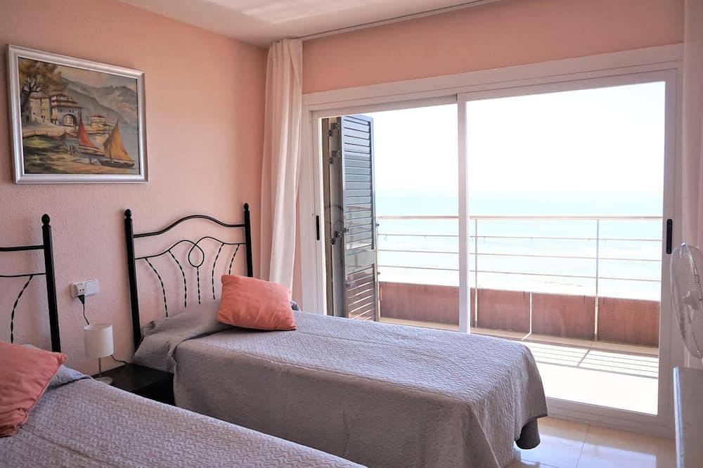 Entire apartment, Mescha - Segur de Calafell in Calafell, Costa Dorada