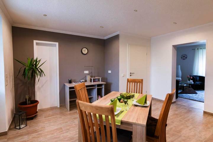 Ferienwohnung für 4 Personen, mit Terrasse und Ausblick in Blieskastel - 2