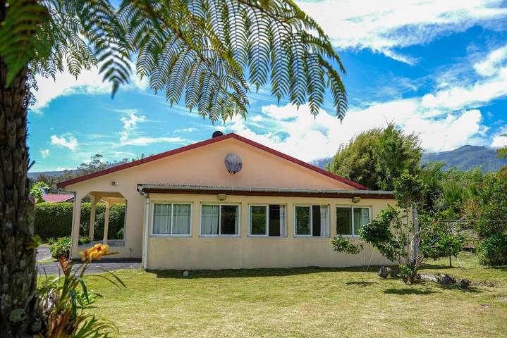 Location de vacances pour 6 personnes, avec vue et jardin à La Plaine-des-Palmistes - 4