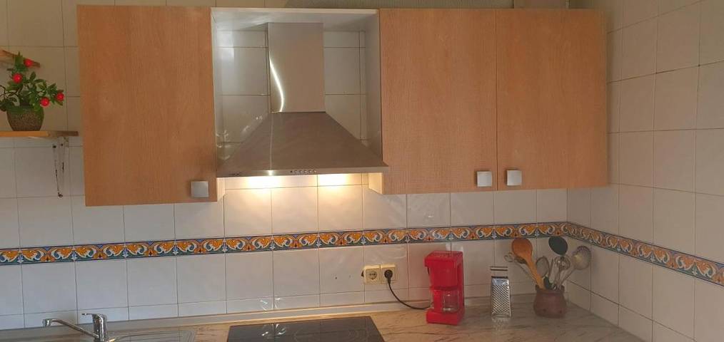 Location de vacances pour 8 personnes, avec vue ainsi que jardin et piscine, animaux acceptés à Tabernas - 2