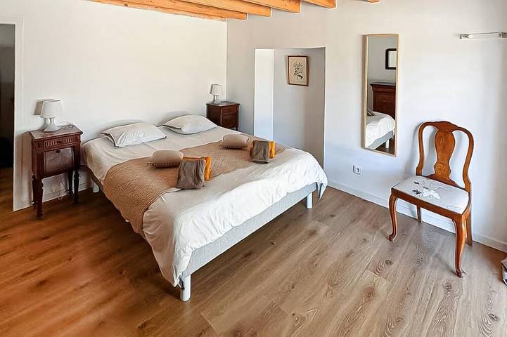 Location de vacances pour 8 personnes, avec jardin à Saint-Aubin-de-Cadelech - 4