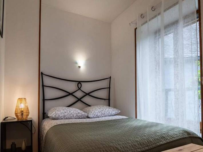 Gîte pour 6 personnes, avec piscine et terrasse à Saint-Alban-sur-Limagnole - 4