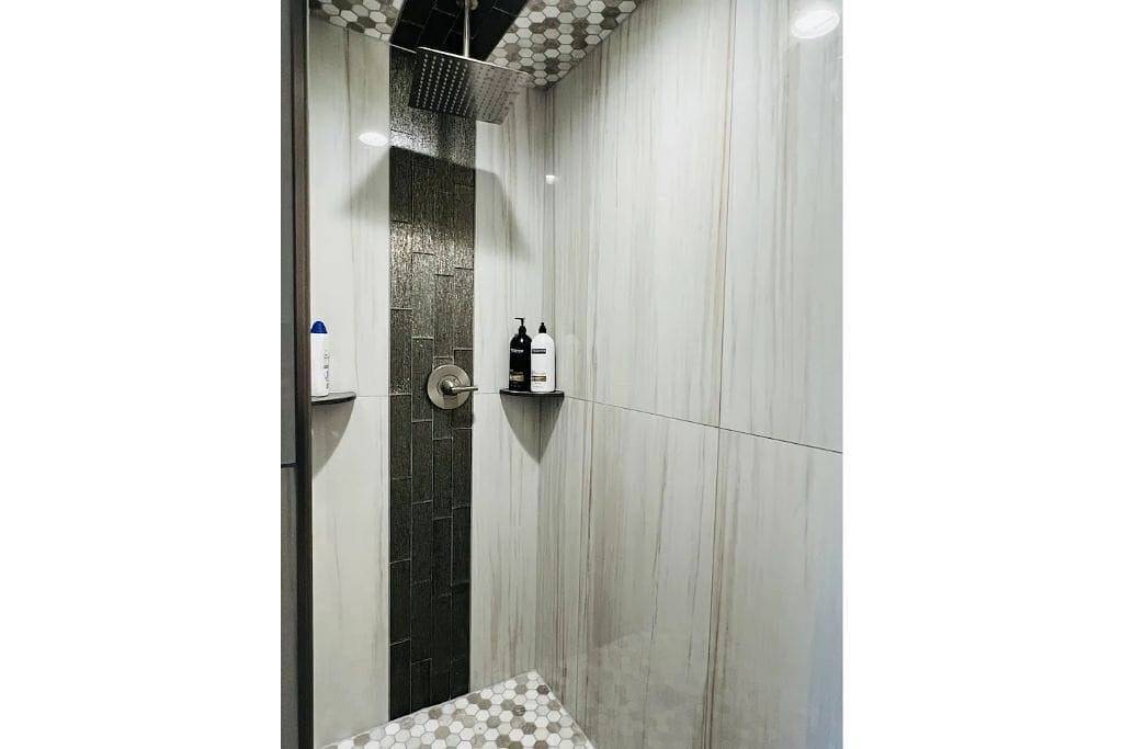 Resort living in Edmond with pool & tennis court! in Edmond, Oklahoma County