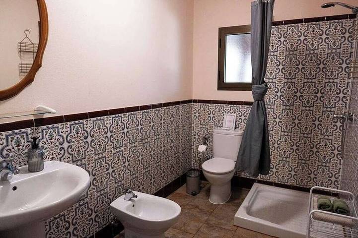 Spacious Apartment in Green Oasis | Casa Cocolores in Villaverde, La Oliva
