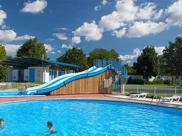 Camping für 6 Personen, mit Kinderpool in Franche-Comté