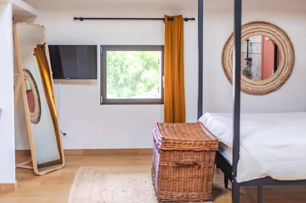 Coudignac 1891 in Lagnes, Parque natural regional del Luberon