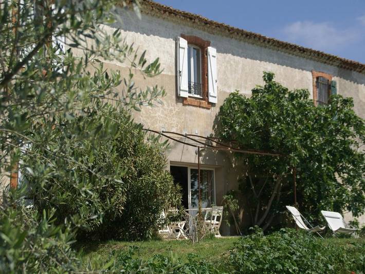 Location de vacances pour 4 personnes, avec terrasse ainsi que piscine et jardin à Murviel-lès-Béziers - 4