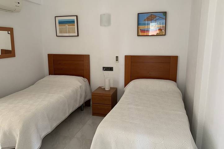 Appartamento intero, Beachfront 2 bedroom apartment, seaview, swimmingpool, parking in Los Boliches, Fuengirola