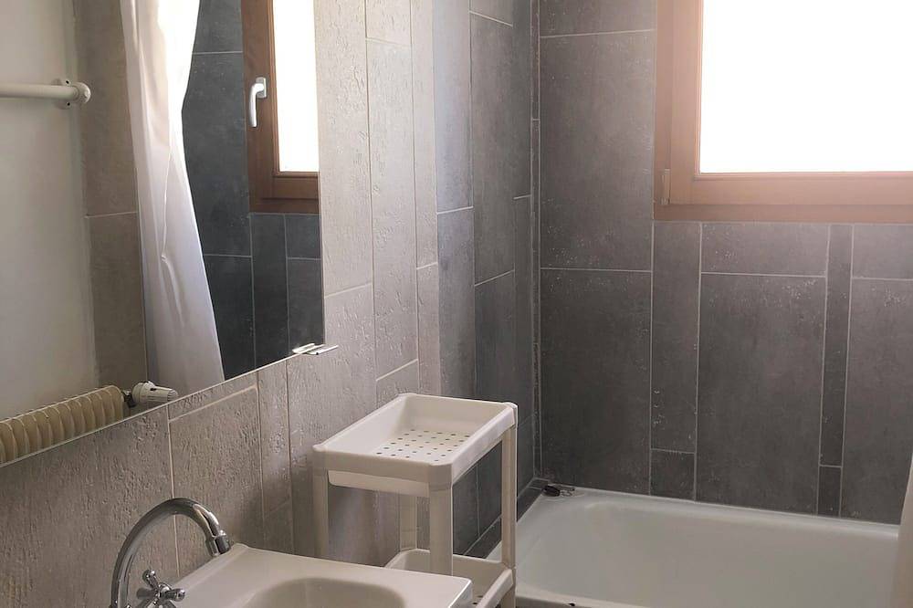 Apartamento entero, Apartamento muy espacioso con un amplio dormitorio. in Tignes, Parque Nacional de Vanoise