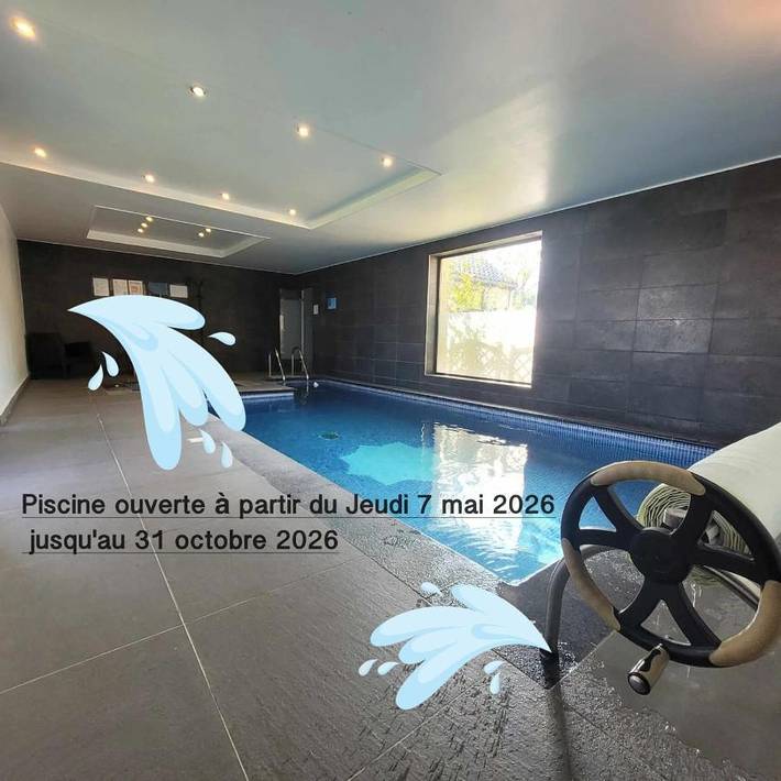 Gîte pour 2 personnes, avec Balcon et Terrasse ainsi que Jardin et Piscine à La Bassée