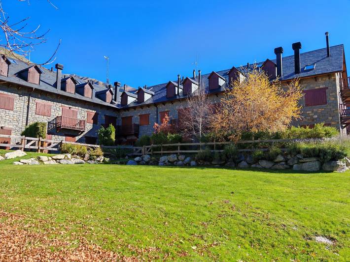 Gîte pour 6 personnes, avec jardin dans Vallee De Boi - 4