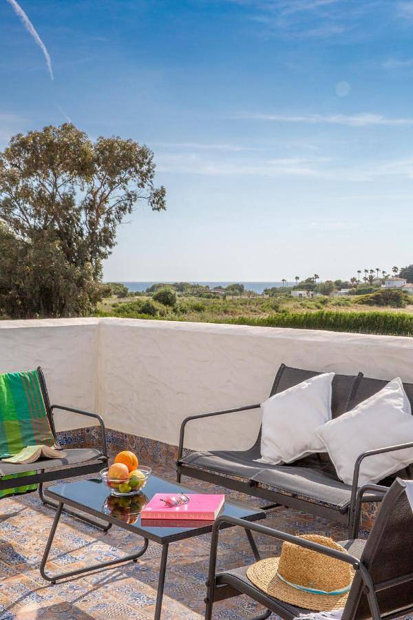 Casa rural para 4 personas, con jardín y vistas, Se admiten mascotas en Zahora - 2