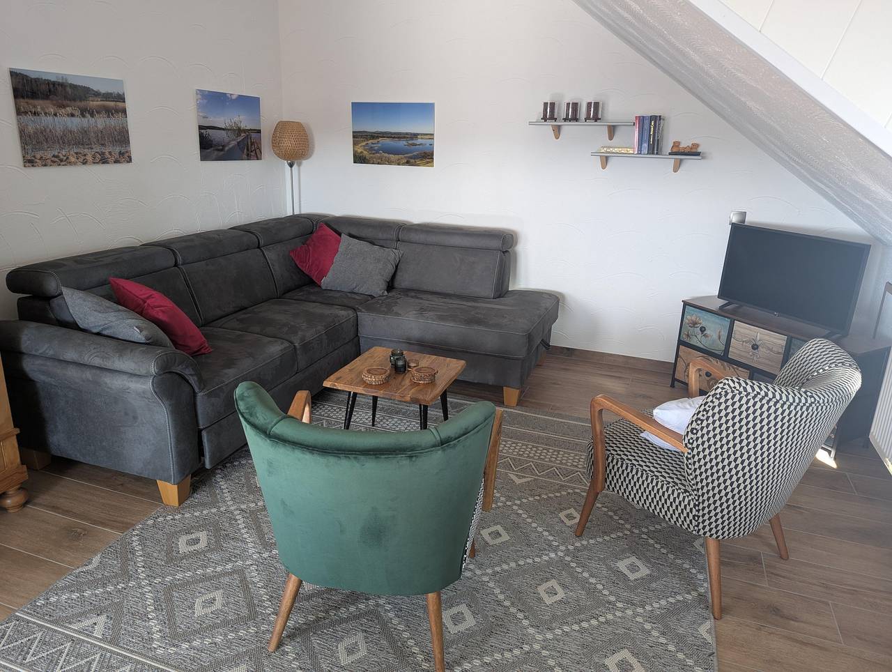 Geheel vakantieappartement, 4-Bett-Ferienwohnung am Maarberg in Iep, Cochem-Zell