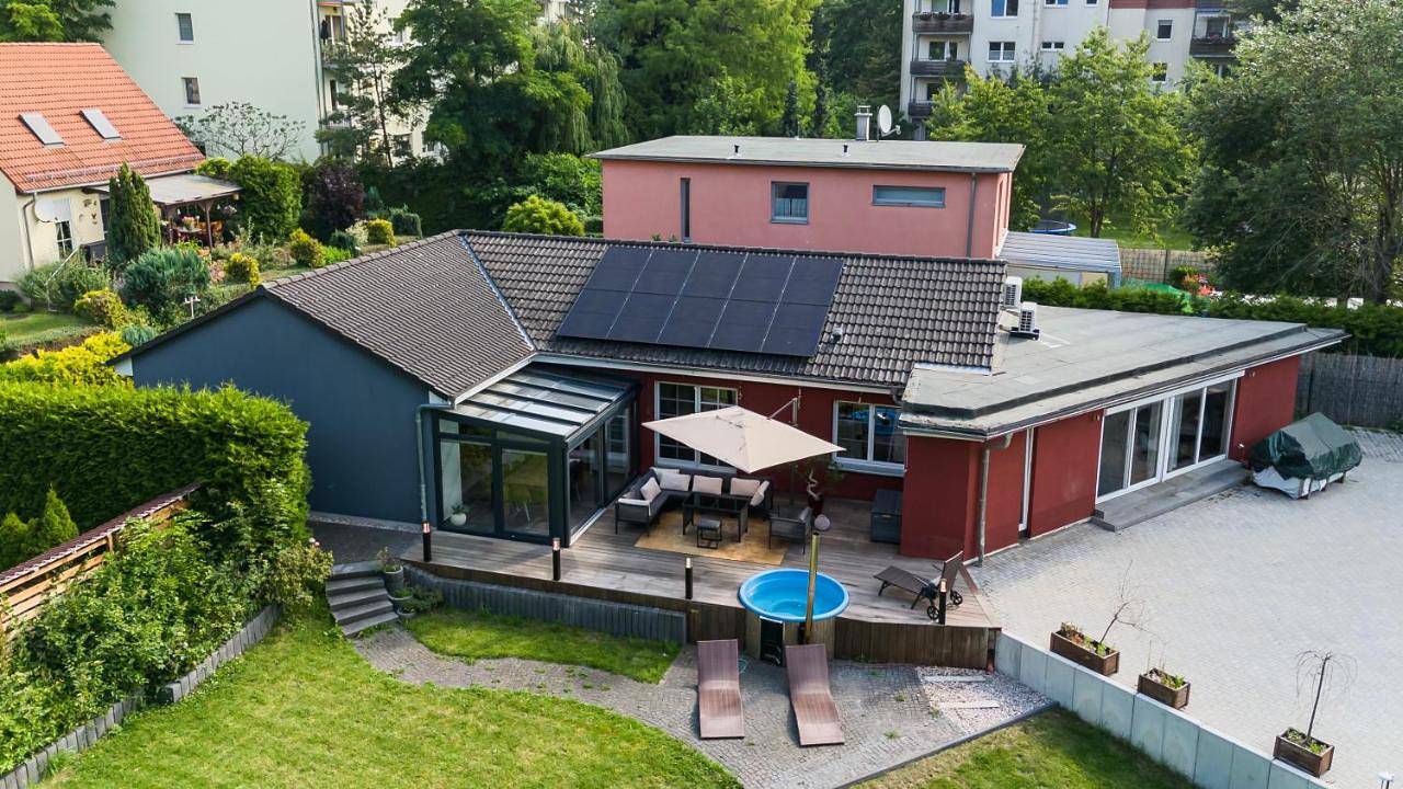Three-Bedroom Villa in Leipzig-South, Leipzig