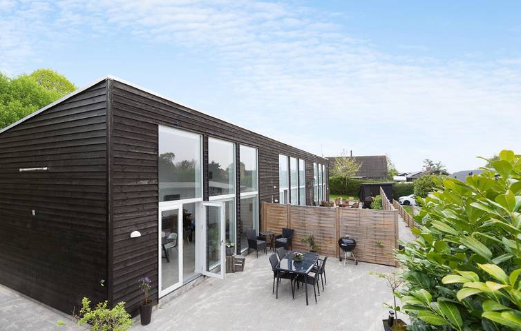 Feriehus for 5 personer, med terrasse og hage i Gilleleje